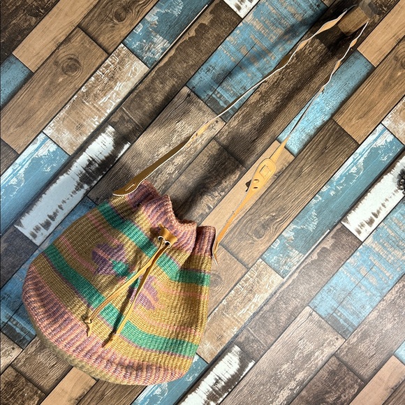 Handbags - Straw Colorful Cinch Shoulder Bag